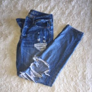 American Eagle distressed jeans